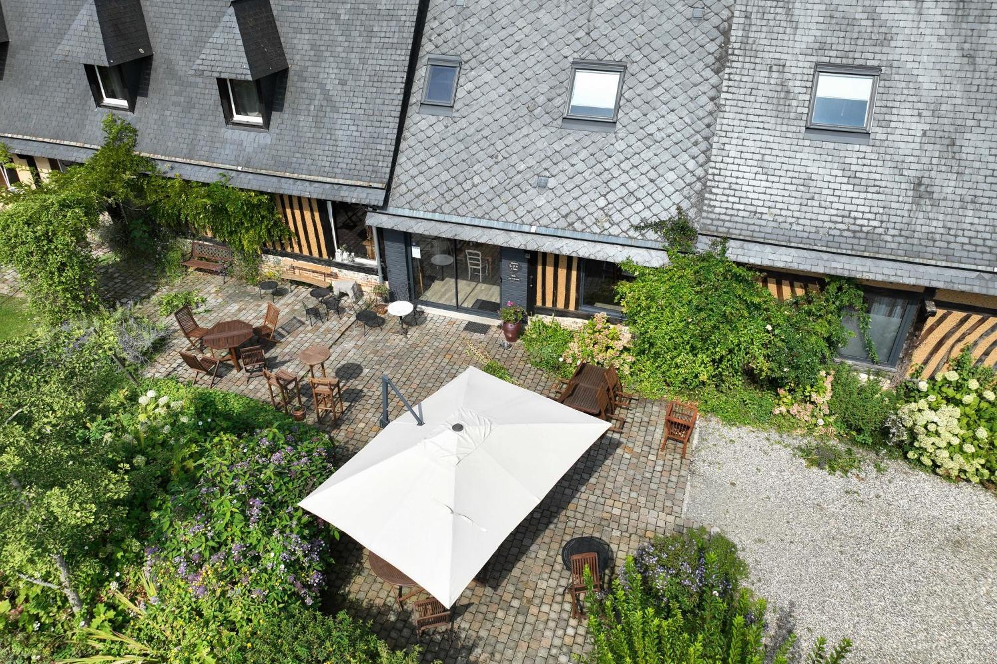 Bed and Breakfast Le Lit De La Saane Auzouville-sur-Saâne Exterior foto